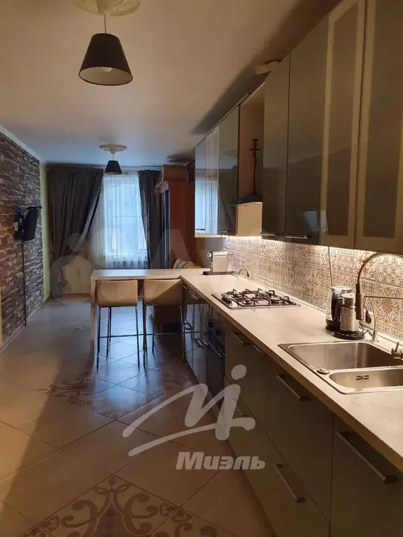 2-к. квартира, 83 м, 2/2 эт. - Фото 0