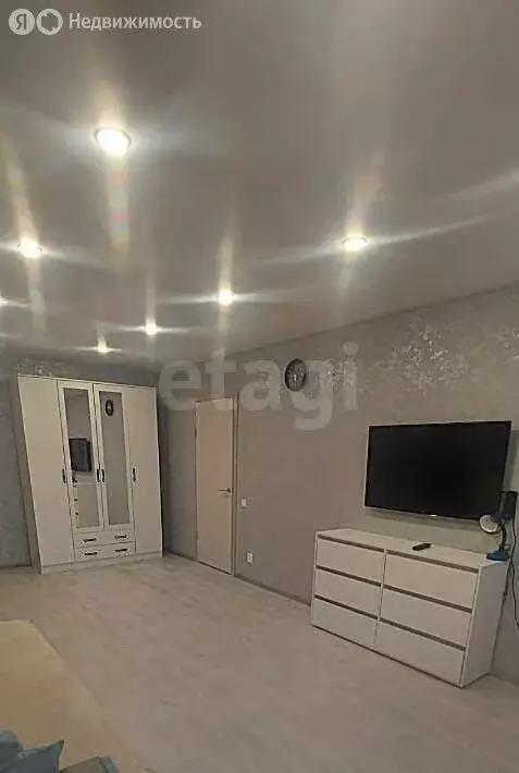 2-комнатная квартира: Белгород, улица Макаренко, 38 (63 м) - Фото 1