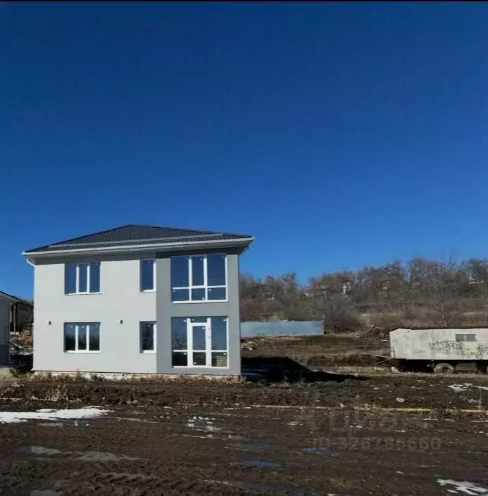 Дом в Ставропольский край, Ставрополь ул. Полянка, 14А (180 м) - Фото 1