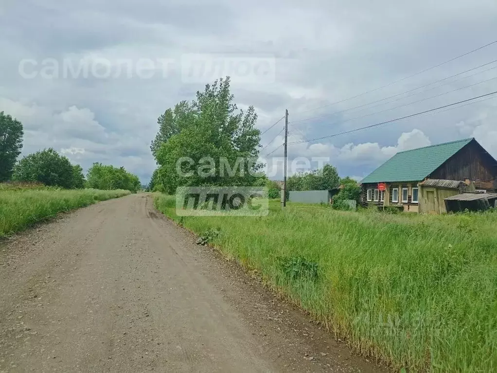 Участок в Свердловская область, Артемовский ул. 1-я Набережная, 91 ... - Фото 0