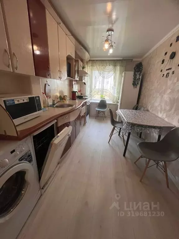 3-к кв. Нижегородская область, Бор Первомайская ул., 9А (61.1 м) - Фото 1