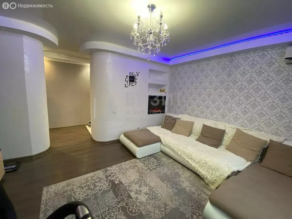 3-комнатная квартира: Нижнекамск, Студенческая улица, 16 (67.2 м) - Фото 2