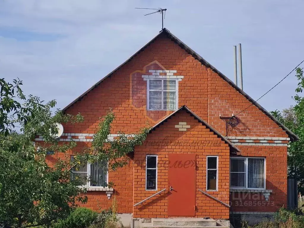 Дом в Белгородская область, Старооскольский городской округ, с. ... - Фото 0