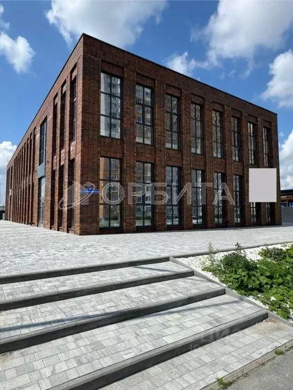 Помещение свободного назначения в Тюменская область, Тюмень ул. ... - Фото 1