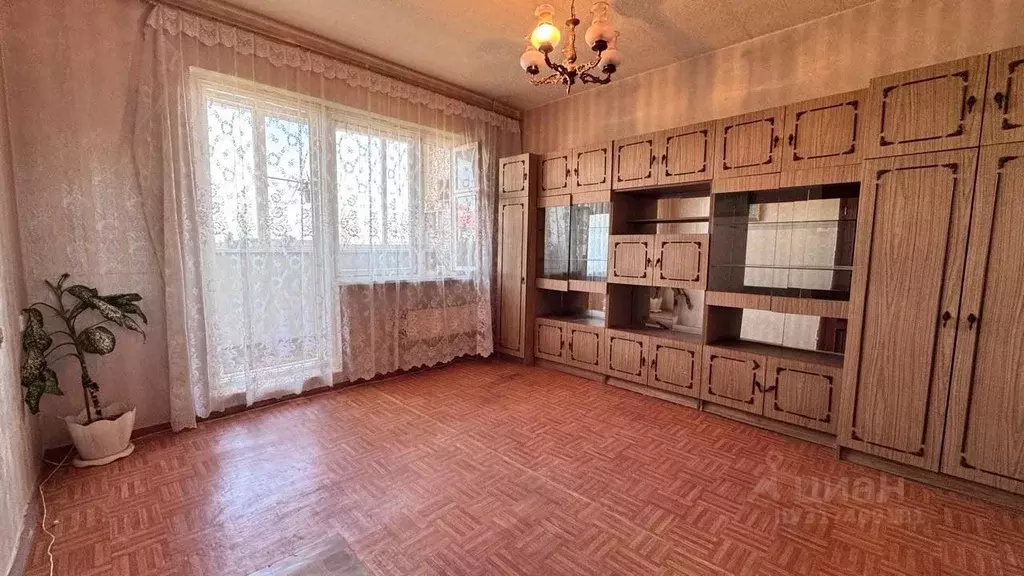2-к кв. Астраханская область, Астрахань ул. Куликова, 48к1 (50.0 м) - Фото 0
