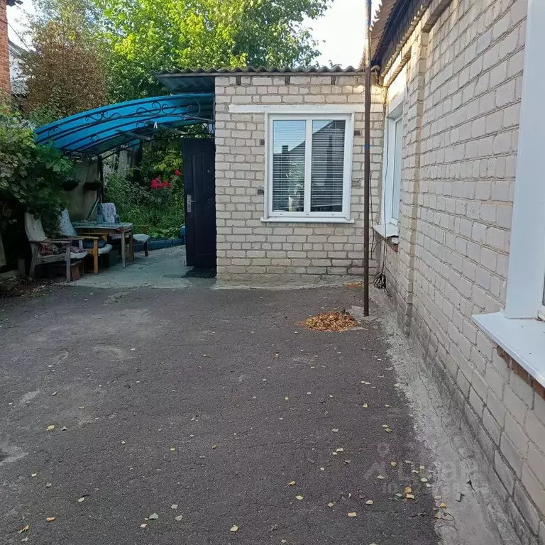 Дом в Воронежская область, Острогожск Пионерская ул., 16 (65 м) - Фото 2