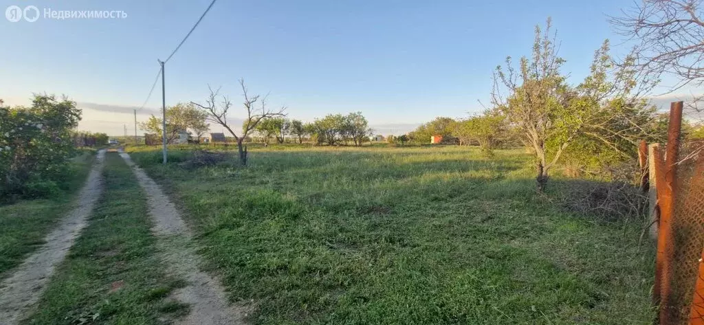 Участок в Симферопольский район, село Трудовое (6 м) - Фото 1