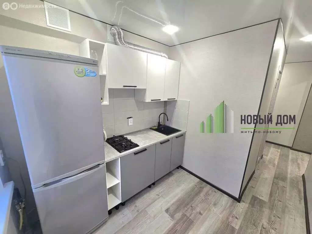 1-комнатная квартира: Великий Новгород, Западный район, проспект Мира, ... - Фото 2