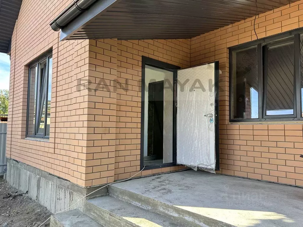 Дом в Адыгея, Майкоп Госпитальная ул., 246 (167 м) - Фото 2