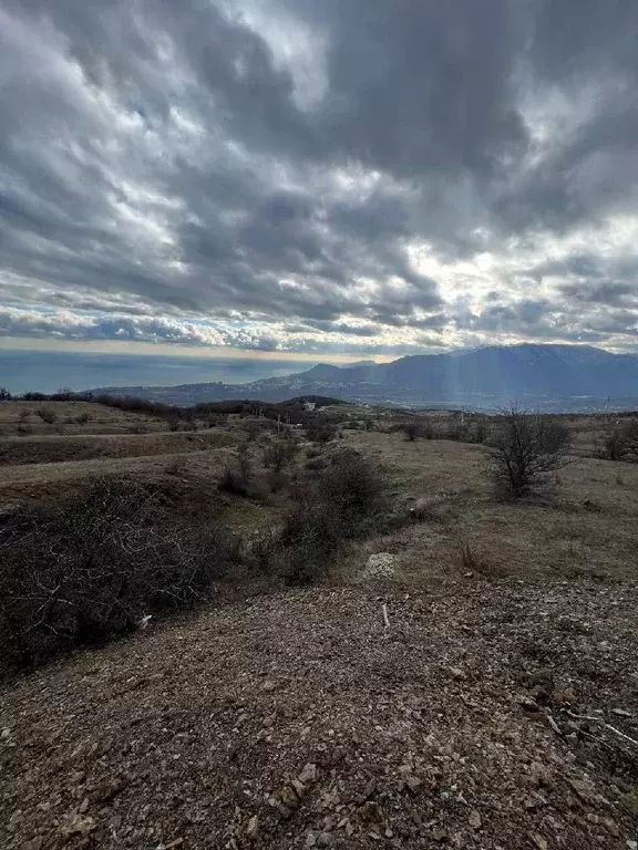 Участок в Крым, Алушта городской округ, с. Лучистое  (39.0 сот.) - Фото 0