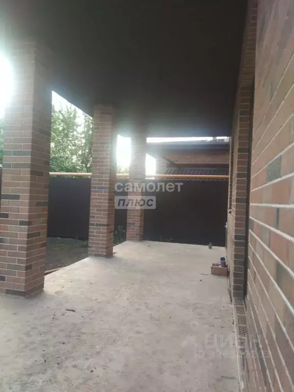 Дом в Краснодарский край, Краснодар ул. Имени Дзержинского, 31 (150 м) - Фото 1