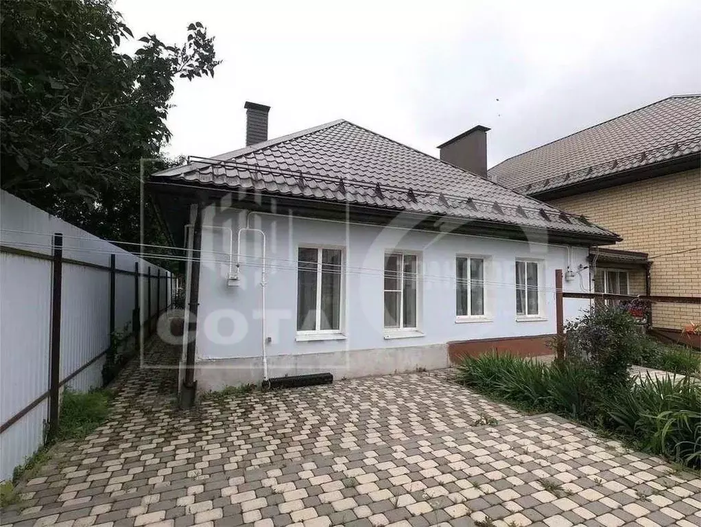 Дом в Воронежская область, Воронеж Вокзальная ул., 21 (40 м) - Фото 1