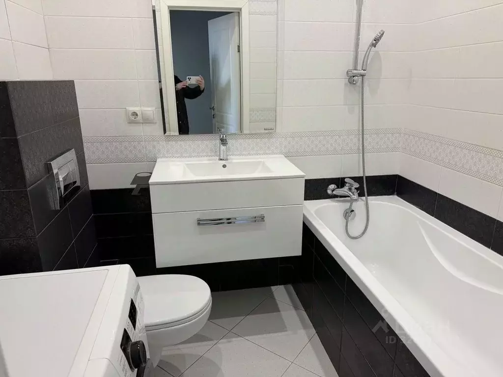 1-к кв. Брянская область, Брянск ул. Имени А.Ф. Войстроченко, 6 (44.0 ... - Фото 1