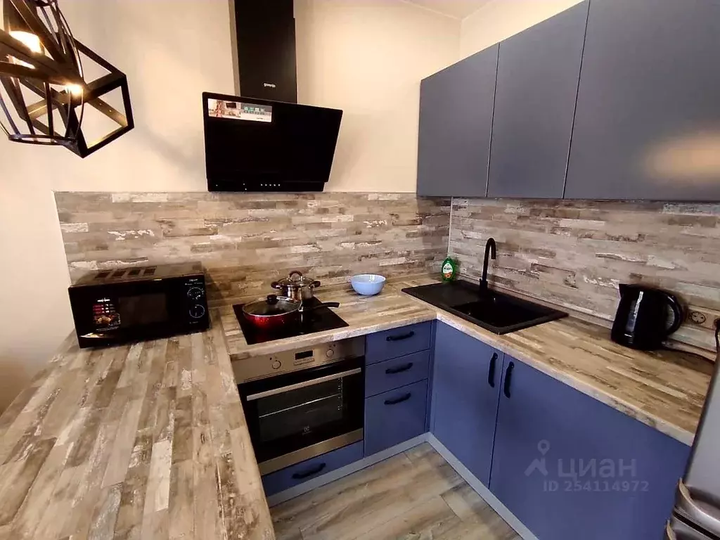 1-к кв. Иркутская область, Иркутск ул. 4-я Советская, 30 (42.0 м) - Фото 1