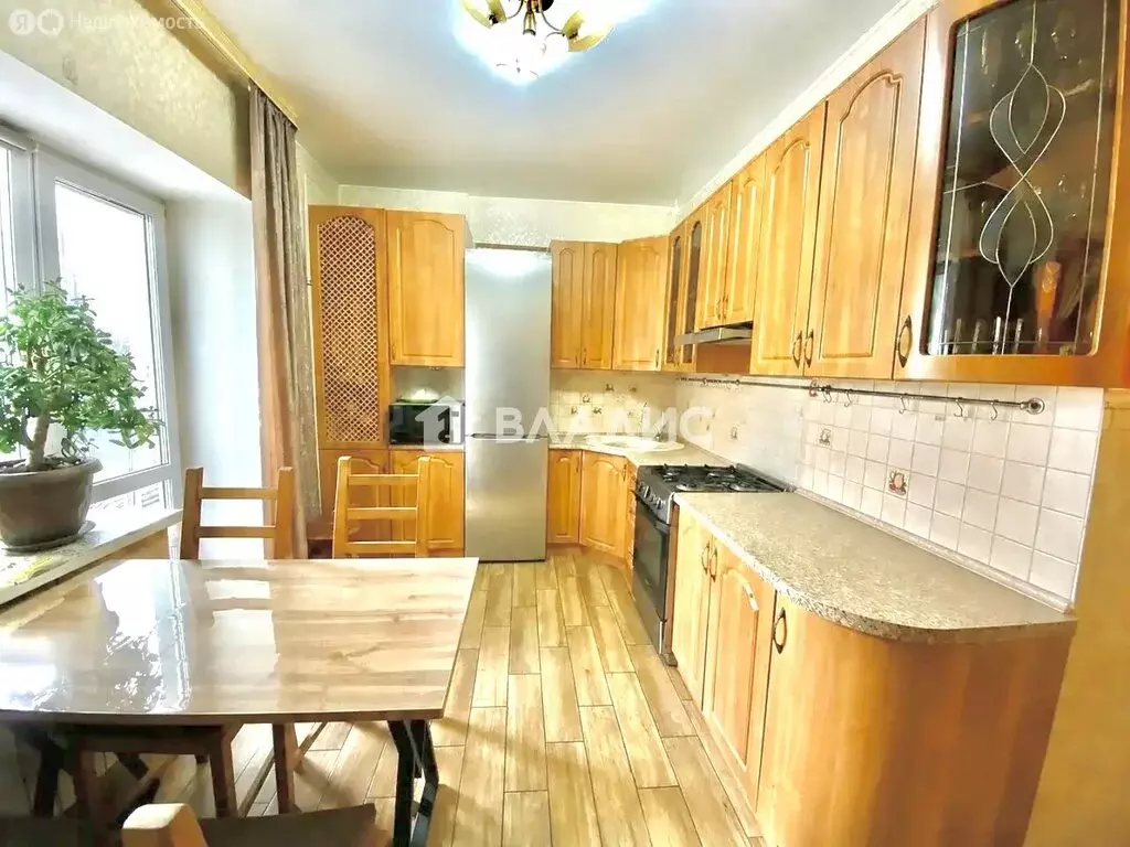 2-комнатная квартира: Строитель, улица Победы, 10Г (61.9 м) - Фото 1