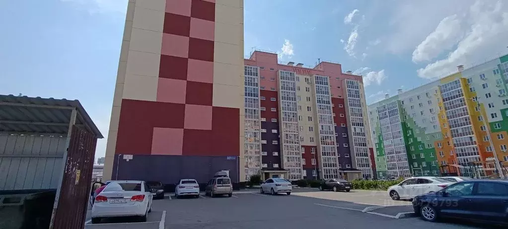 1-к кв. Курганская область, Курган Заозерный жилрайон, 7-й мкр, 22 ... - Фото 0