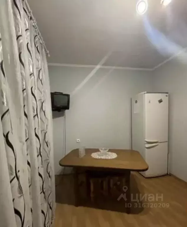 1-к кв. Белгородская область, Старый Оскол Степной мкр, 2 (53.0 м) - Фото 1