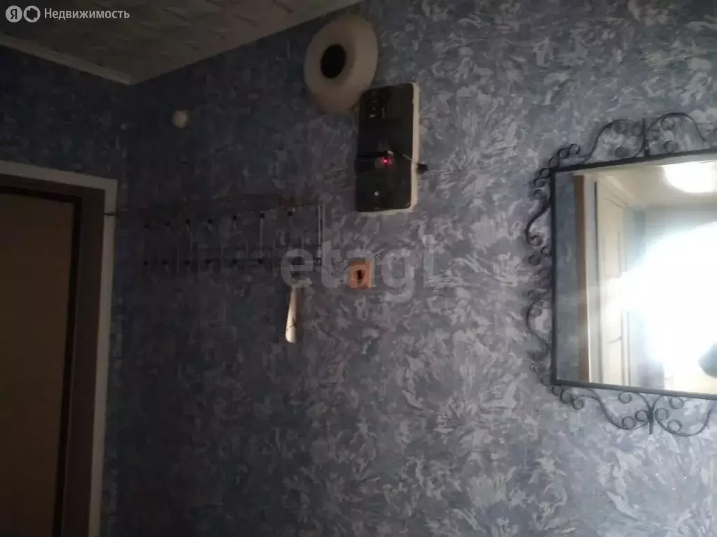 2-комнатная квартира: Новомосковск, улица Маяковского, 4 (43 м) - Фото 1