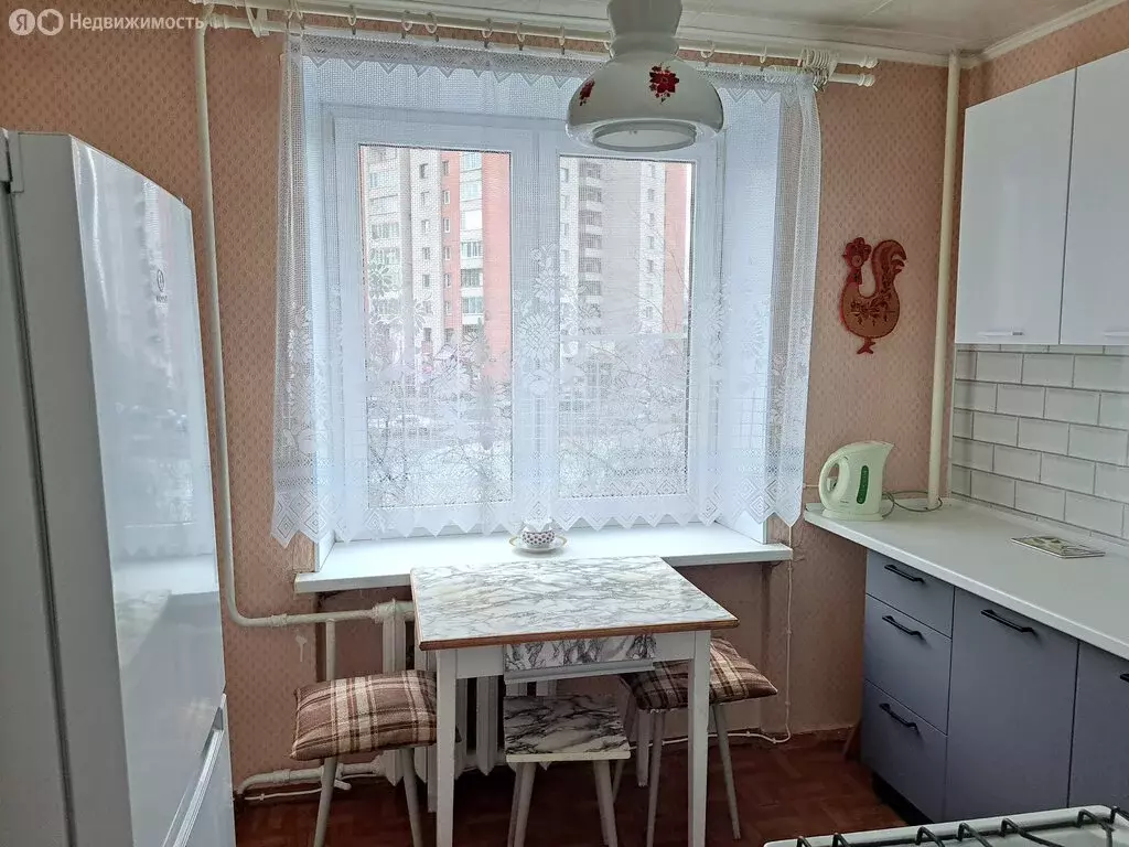 3-комнатная квартира: Санкт-Петербург, улица Турку, 20к1 (65 м) - Фото 0