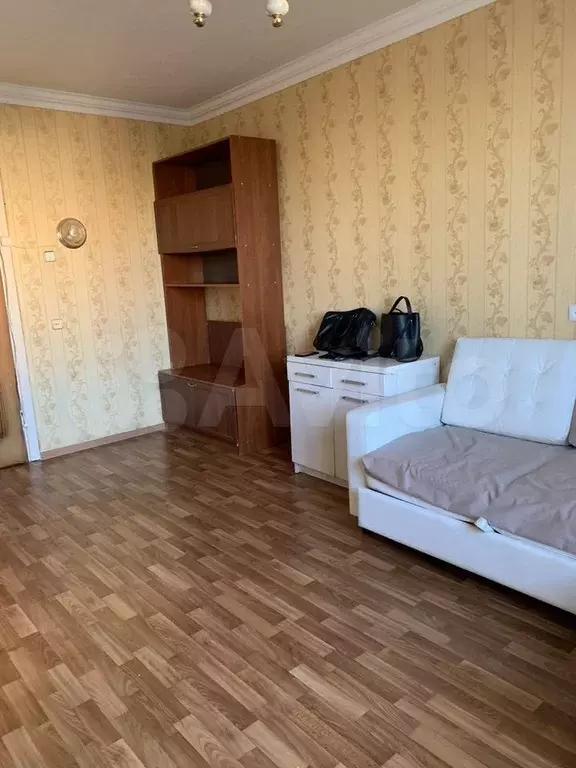 1-к. квартира, 40 м, 7/9 эт. - Фото 1
