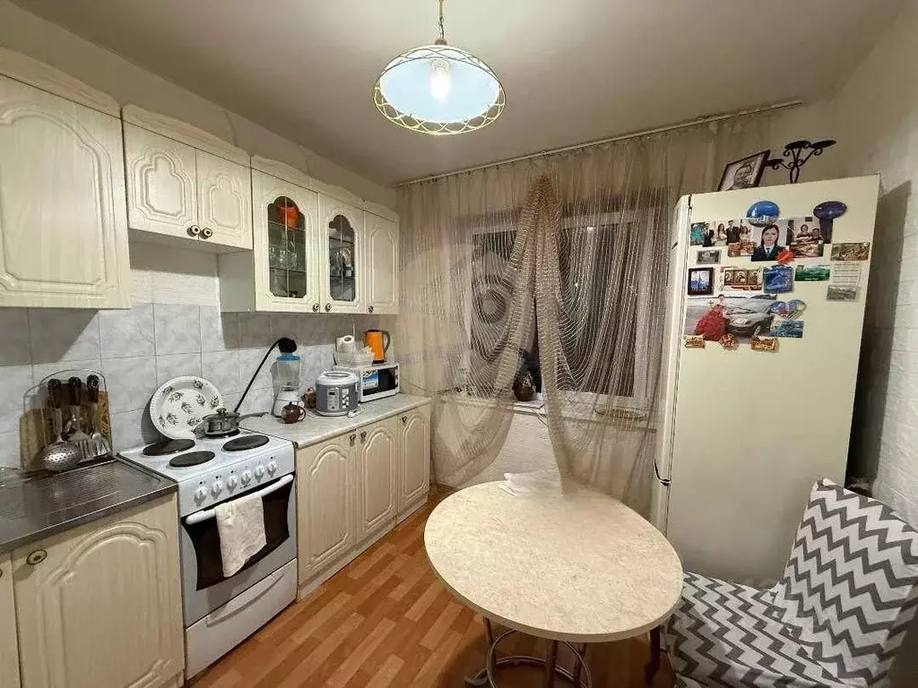 2-к кв. Белгородская область, Старый Оскол Жукова мкр, 21 (50.0 м) - Фото 1