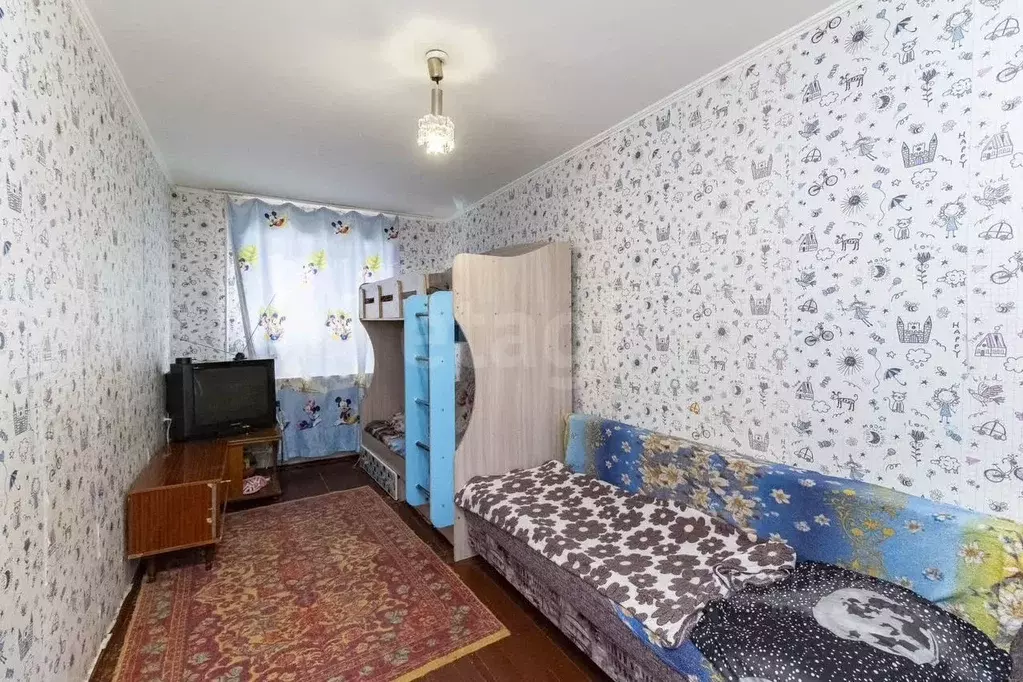 2-к кв. Тюменская область, Тюмень Одесская ул., 26 (44.0 м) - Фото 0