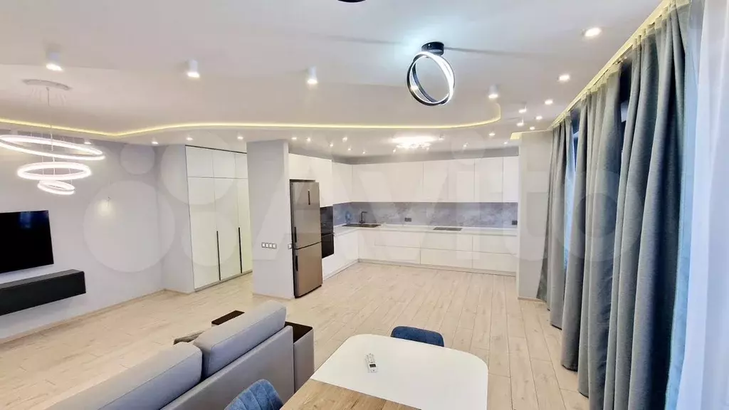 2-к. квартира, 95 м, 9/15 эт. - Фото 0