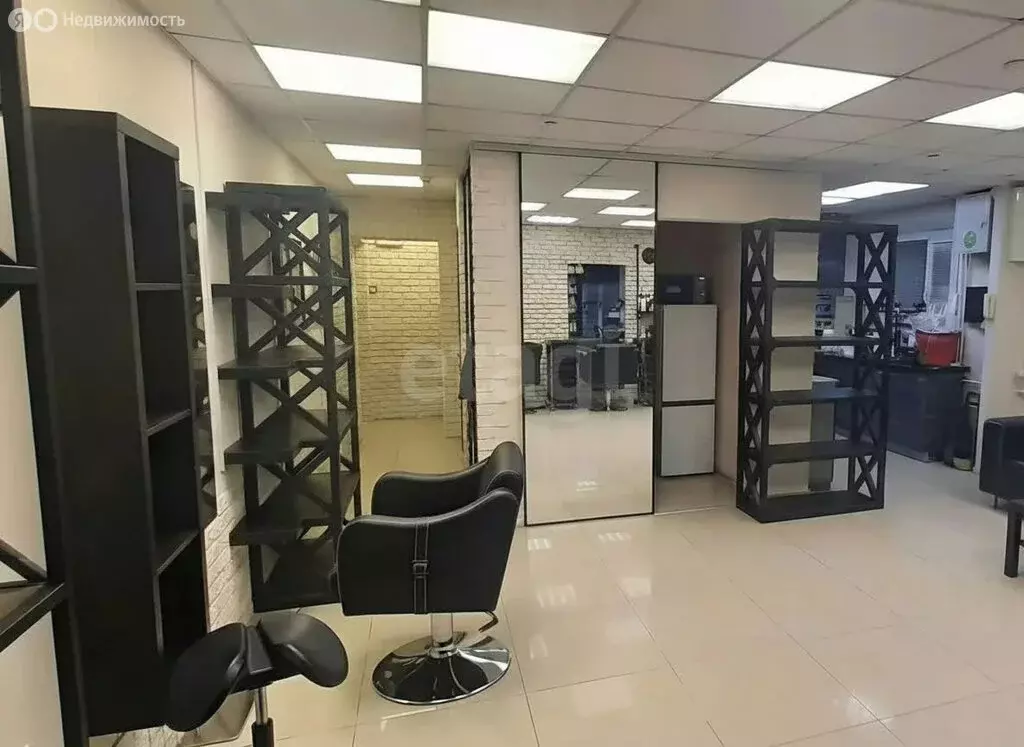 2-комнатная квартира: Петропавловск-Камчатский, улица Тушканова, 7 (45 ... - Фото 2