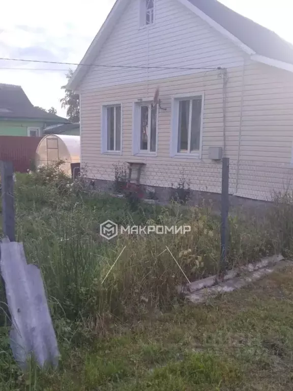 Дом в Брянская область, Жуковский муниципальный округ, с. Ржаница ул. ... - Фото 2