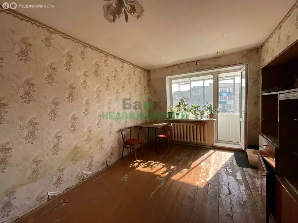 3-комнатная квартира: Вольск, Комсомольская улица, 189 (61.9 м) - Фото 1