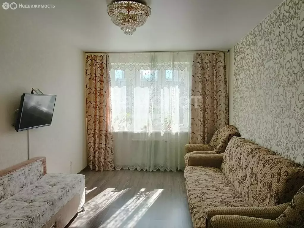 1-комнатная квартира: Чебоксары, Радужная улица, 1к1 (34.6 м) - Фото 1