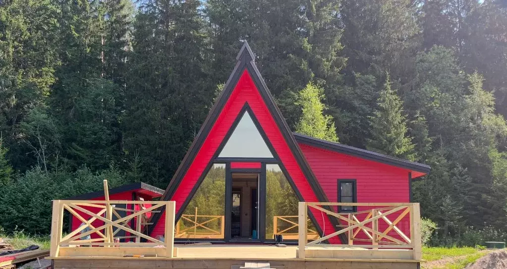 Дом в Карелия, Сортавальский муниципальный округ, пос. Вуорио, ... - Фото 1