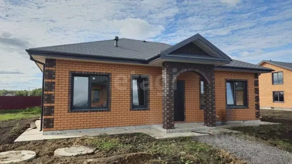 Дом в Тюменская область, Тюменский муниципальный округ, с. Перевалово, ... - Фото 1