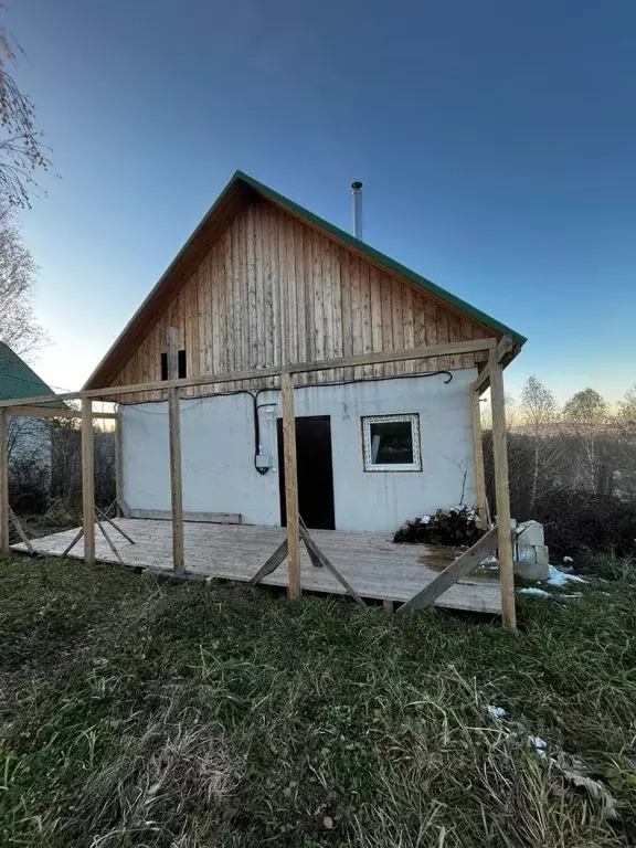 Дом в Алтай, Горно-Алтайск Гончарная ул. (50 м) - Фото 1