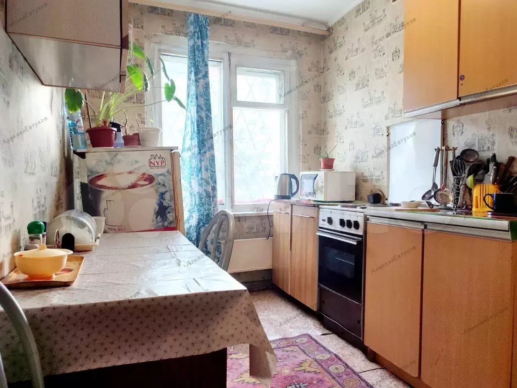 Комната 20 м в 2-к., 1/9 эт. - Фото 1