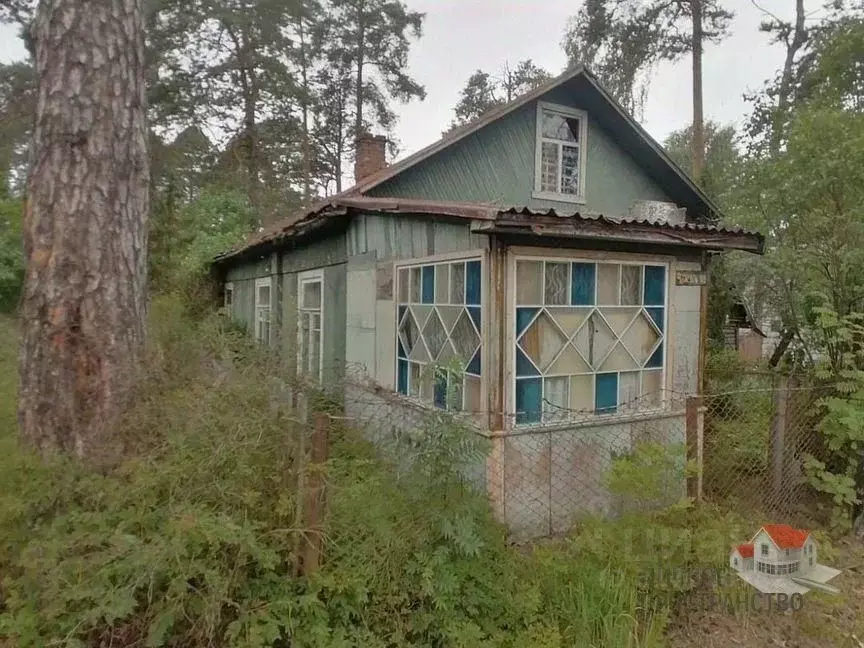 Дом в Ленинградская область, Луга просп. Урицкого, 112 (73 м) - Фото 1