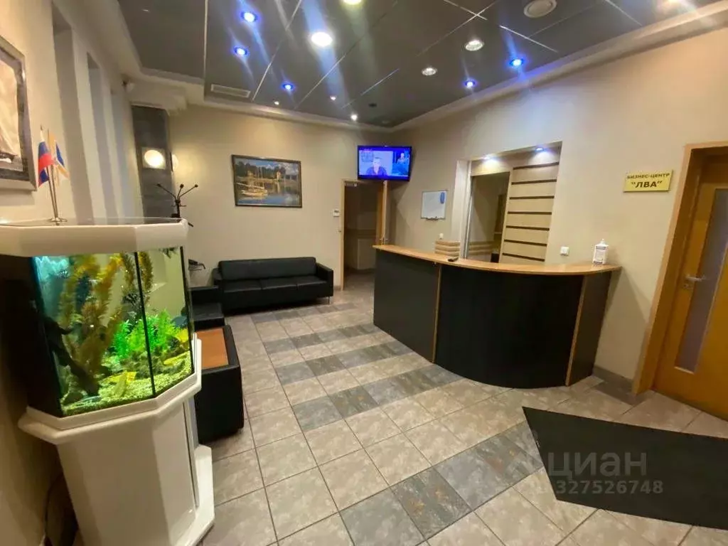 Офис в Санкт-Петербург 4-я Васильевского острова линия, 17 (2043 м) - Фото 1