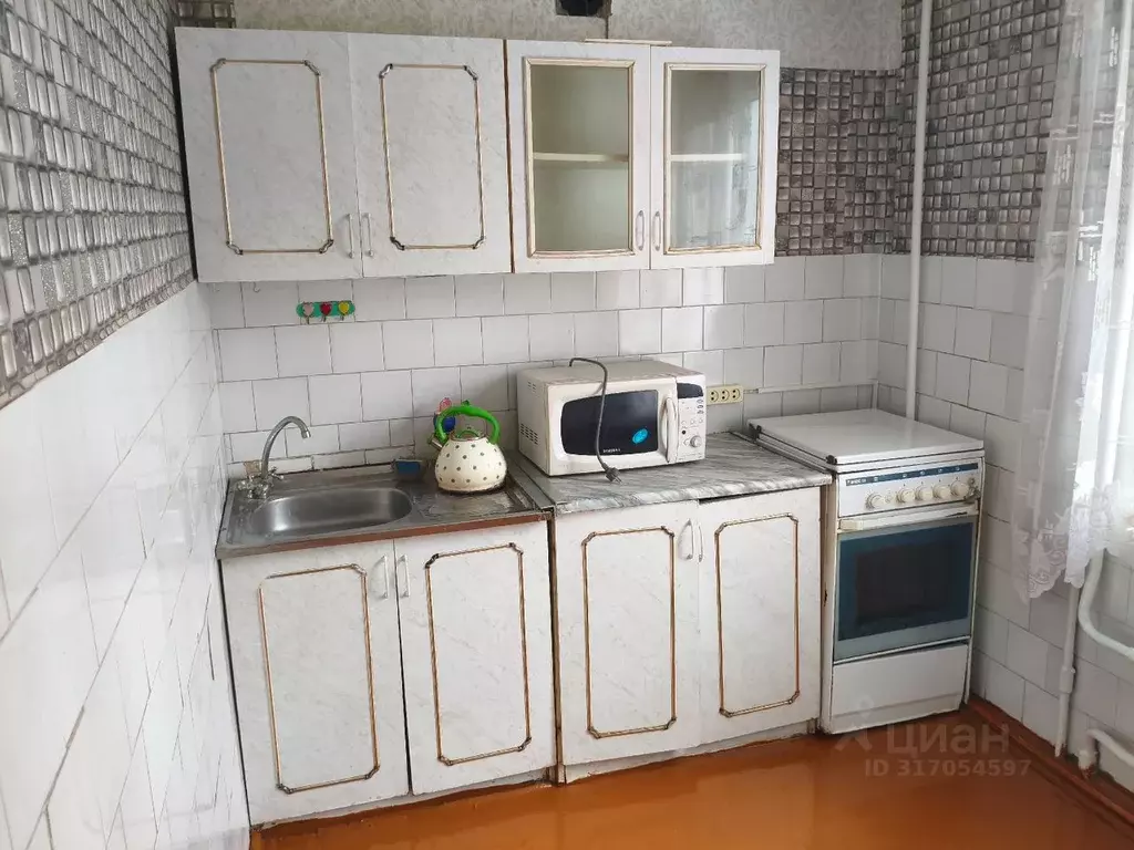 2-к кв. Пензенская область, Пенза ул. Рахманинова, 49 (52.0 м) - Фото 0