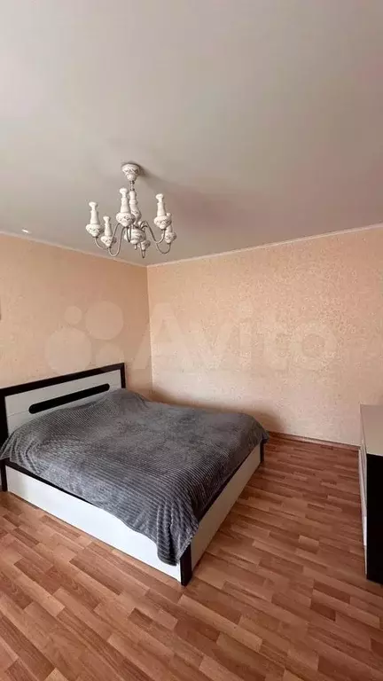1-к. квартира, 40 м, 5/10 эт. - Фото 0