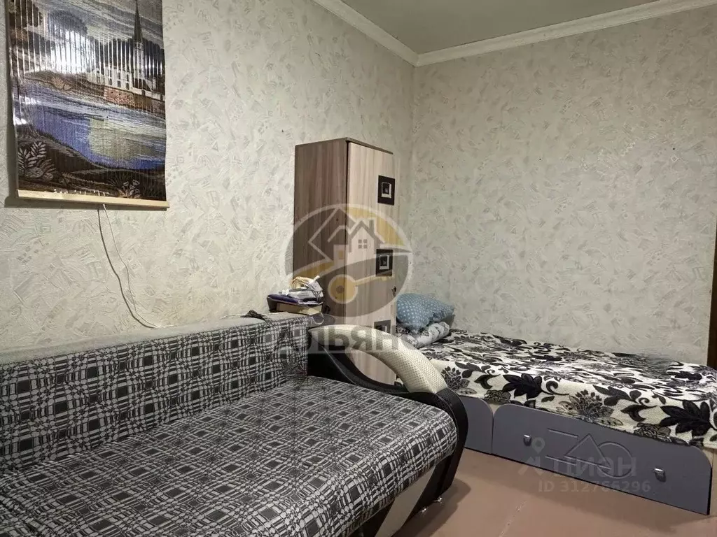 3-к кв. Ямало-Ненецкий АО, Новый Уренгой Ленинградский просп., 17А ... - Фото 1