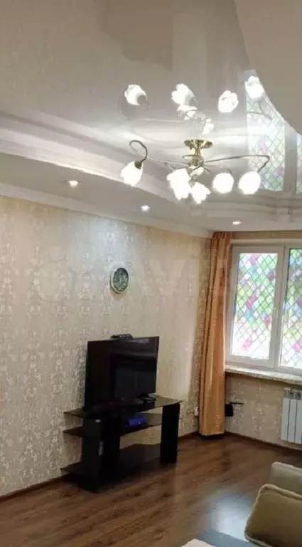 2-к. квартира, 52 м, 1/6 эт. - Фото 1