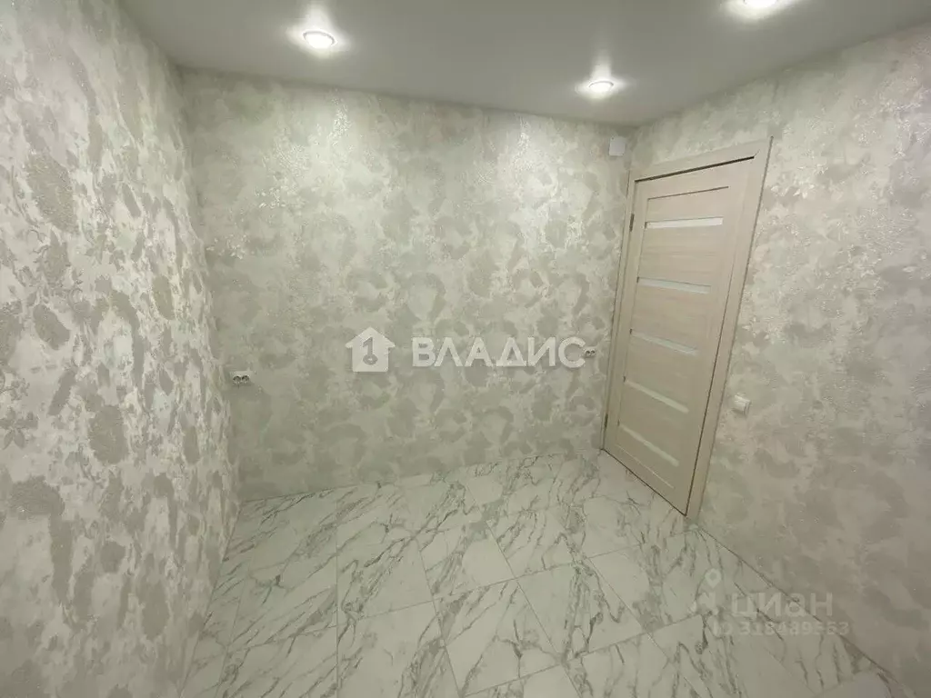 3-к кв. Пензенская область, Пенза ул. Суворова, 129 (58.6 м) - Фото 1