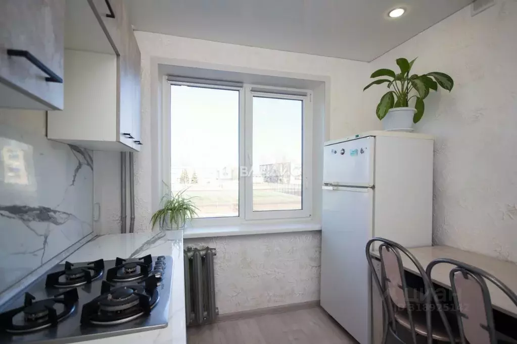 2-к кв. Саратовская область, Балаково Минская ул., 57а (40.5 м) - Фото 1
