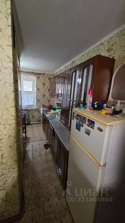 2-к кв. Калмыкия, пос. Ики-Бурул ул. Октябрьская (42.1 м) - Фото 1