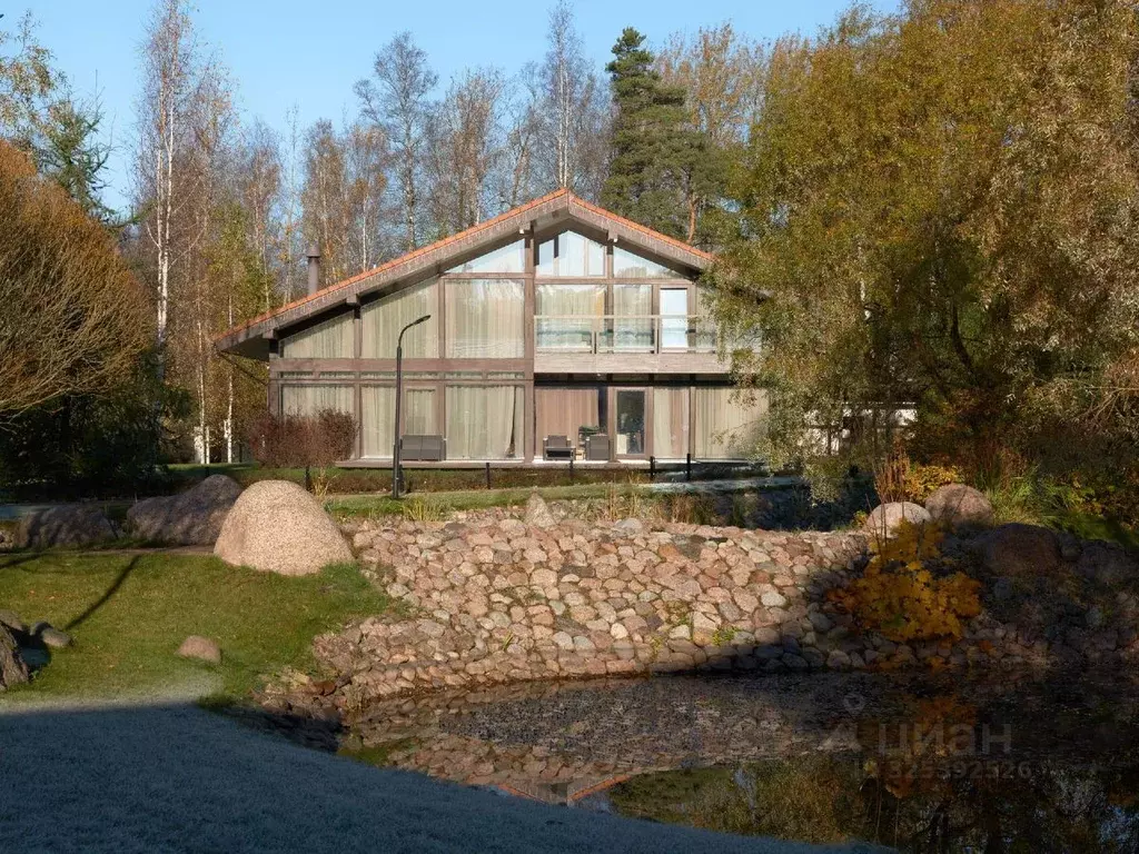 Коттедж в Санкт-Петербург пос. Солнечное, ул. Вокзальная, 5с1 (605 м) - Фото 1