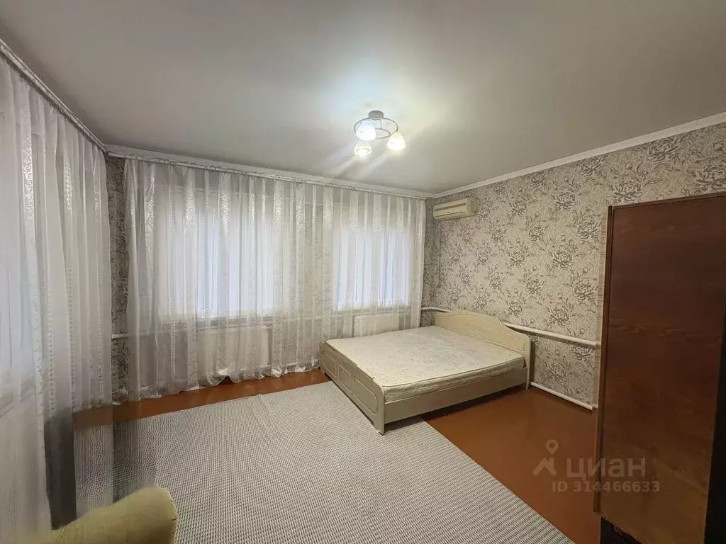 Дом в Ставропольский край, Новоалександровск Московский пер. (44 м) - Фото 1