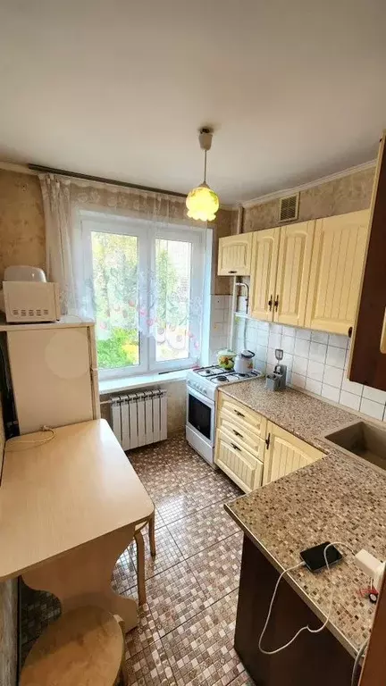 2-к. квартира, 45 м, 3/9 эт. - Фото 0