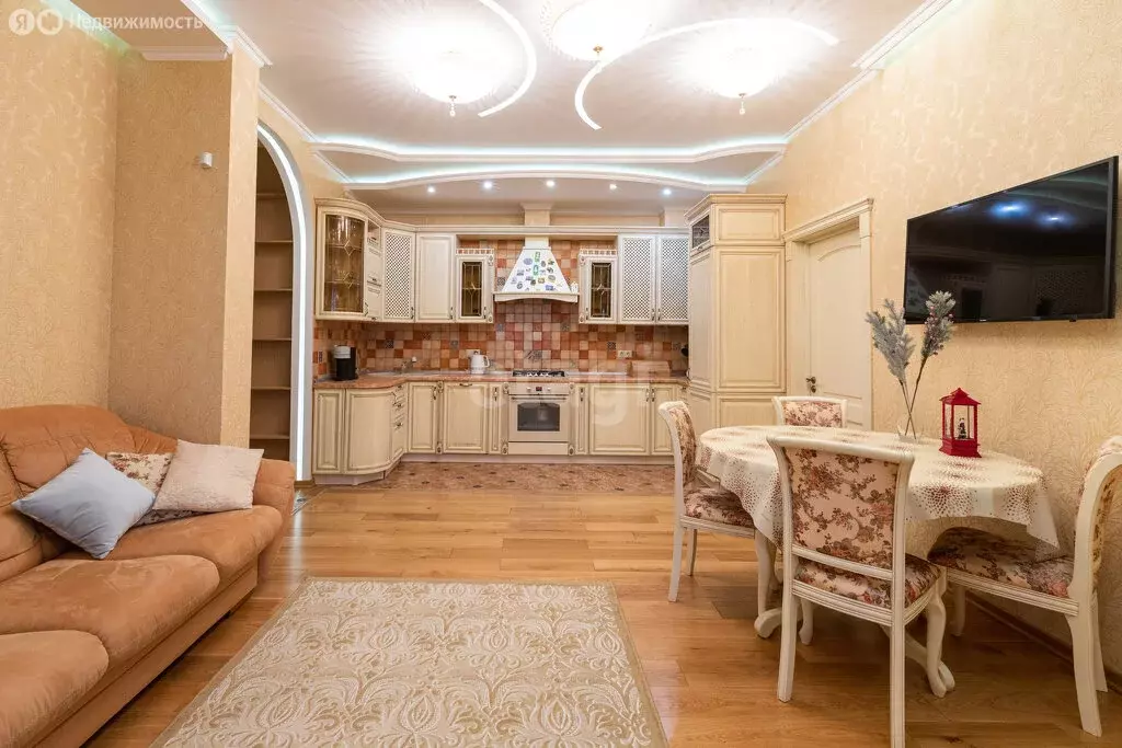 2-комнатная квартира: Геленджик, Колхозная улица, 9 (62.8 м) - Фото 1