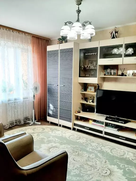 2-к кв. Новосибирская область, Новосибирск Учительская ул., 19/1 (44.0 ... - Фото 0