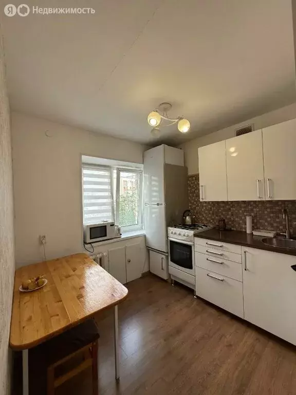 2-комнатная квартира: Тверь, Тверской проспект, 3 (44 м) - Фото 0